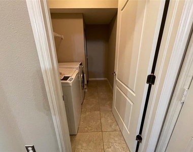 7001 Interbay Boulevard - Photo Thumbnail 22