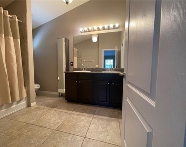 7001 Interbay Boulevard - Photo Thumbnail 18