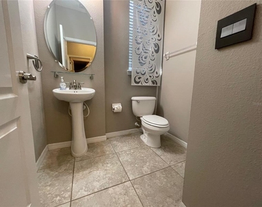 7001 Interbay Boulevard - Photo Thumbnail 21