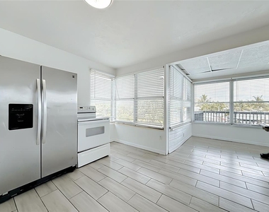 14975 1st Street E - Photo Thumbnail 10
