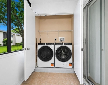 205 Palmetto Court - Photo Thumbnail 23