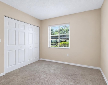 205 Palmetto Court - Photo Thumbnail 18