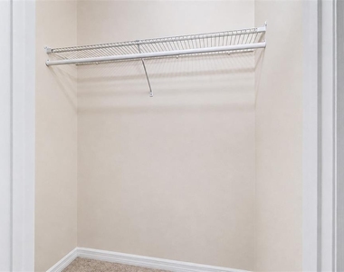 205 Palmetto Court - Photo Thumbnail 13