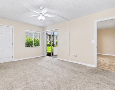 205 Palmetto Court - Photo Thumbnail 11