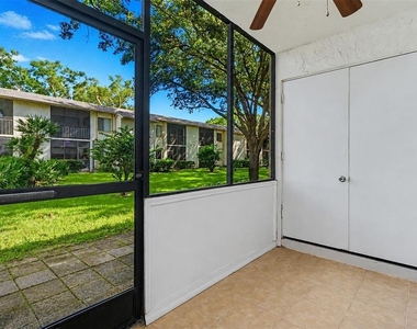 205 Palmetto Court - Photo Thumbnail 22
