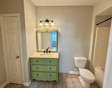911 N Orange Avenue - Photo Thumbnail 15