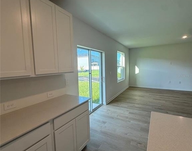 6233 Botticella Boulevard - Photo Thumbnail 3
