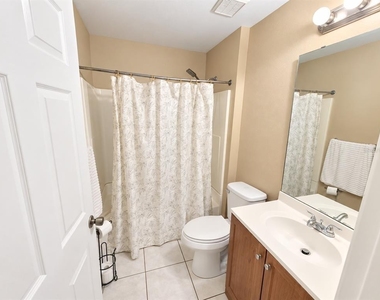 1017 Dudley Drive - Photo Thumbnail 8