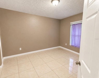 1017 Dudley Drive - Photo Thumbnail 4