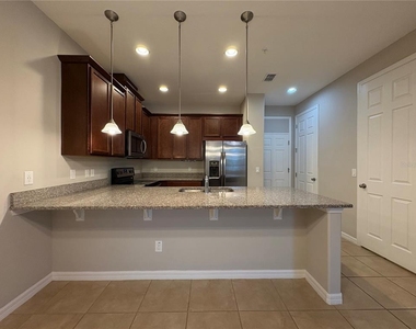 596 Jesup Springs Lane - Photo Thumbnail 13