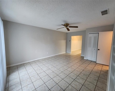 607 Casa Park Court - Photo Thumbnail 7