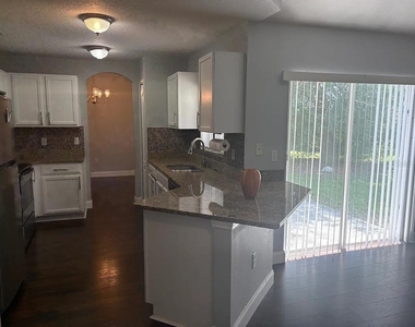 1183 S Cooper Drive - Photo Thumbnail 9