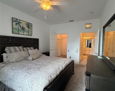 8300 Portofino Drive - Photo Thumbnail 17