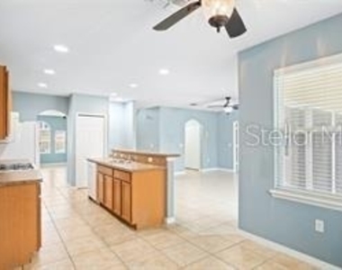 118 Miro Drive - Photo Thumbnail 9