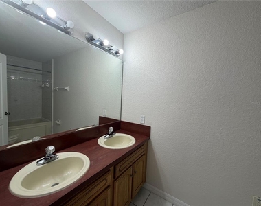 701 Bluebill Place - Photo Thumbnail 15