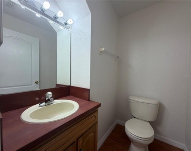 701 Bluebill Place - Photo Thumbnail 5