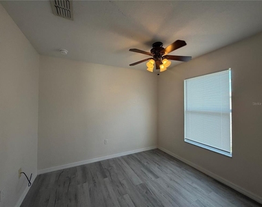 701 Bluebill Place - Photo Thumbnail 11