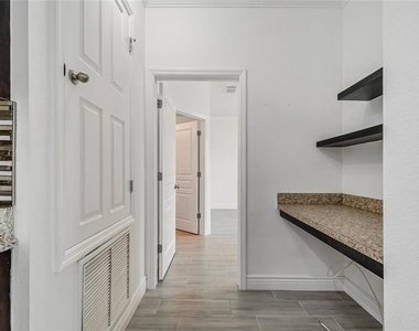 941 Rimini Drive - Photo Thumbnail 25