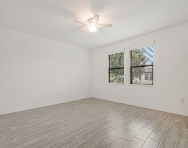 941 Rimini Drive - Photo Thumbnail 26