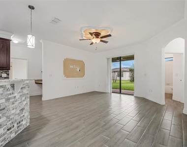 941 Rimini Drive - Photo Thumbnail 24
