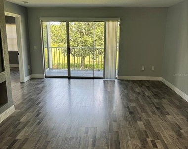 14049 Fairway Island Drive - Photo Thumbnail 4