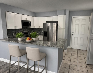 14049 Fairway Island Drive - Photo Thumbnail 2