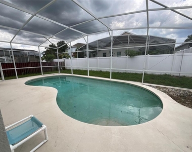 745 Riggs Circle - Photo Thumbnail 2