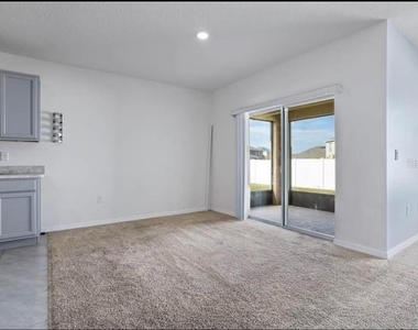 615 Squires Grove Drive - Photo Thumbnail 7
