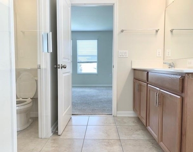 10160 Storey Grove Way - Photo Thumbnail 16