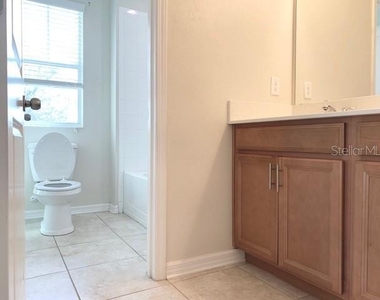10160 Storey Grove Way - Photo Thumbnail 24