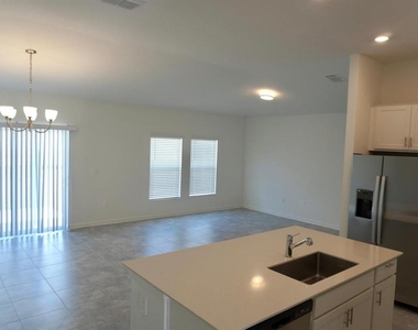 2051 Punch Bowl Avenue - Photo Thumbnail 5