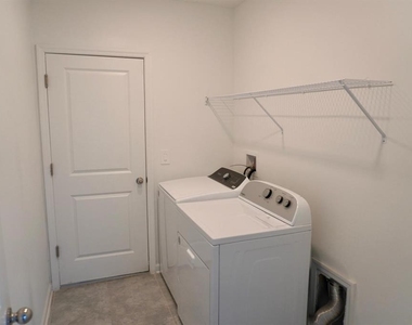 2051 Punch Bowl Avenue - Photo Thumbnail 9