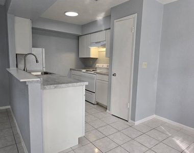613 Marianna Road - Photo Thumbnail 2