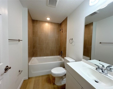 3875 E Forest Drive - Photo Thumbnail 13