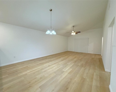 3875 E Forest Drive - Photo Thumbnail 5