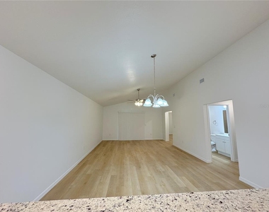 3875 E Forest Drive - Photo Thumbnail 7