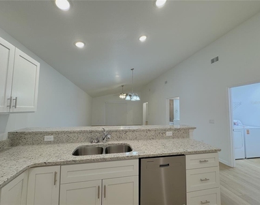 3875 E Forest Drive - Photo Thumbnail 4