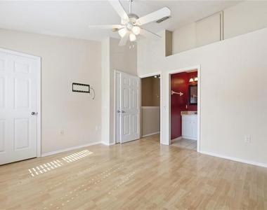 6998 Woodlake Drive - Photo Thumbnail 20