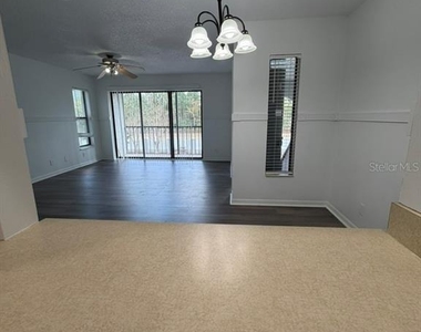 1322 Pine Ridge Circle - Photo Thumbnail 6