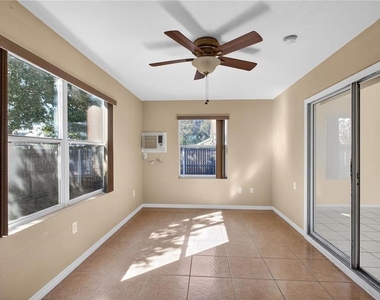 1049 Trowbridge Court - Photo Thumbnail 20
