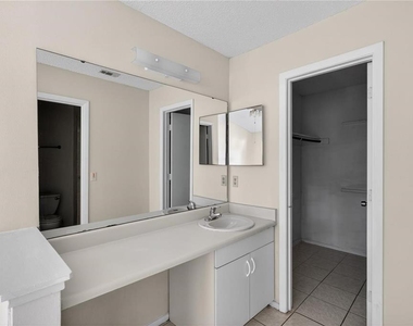 1049 Trowbridge Court - Photo Thumbnail 13