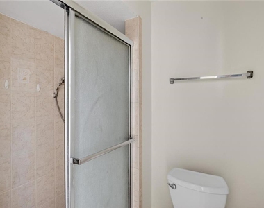 1049 Trowbridge Court - Photo Thumbnail 14