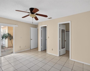 1049 Trowbridge Court - Photo Thumbnail 17