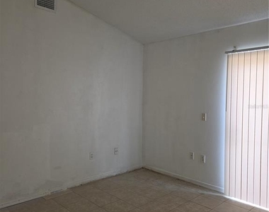 1159 Fremont Park Avenue - Photo Thumbnail 5