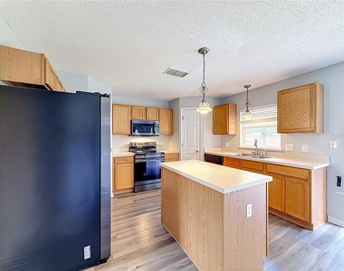 2032 Elmhurst Lane - Photo Thumbnail 17