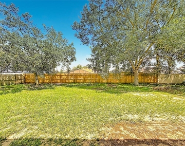 2032 Elmhurst Lane - Photo Thumbnail 52