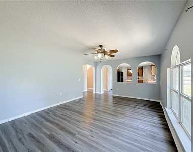 2032 Elmhurst Lane - Photo Thumbnail 26