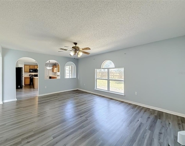 2032 Elmhurst Lane - Photo Thumbnail 25