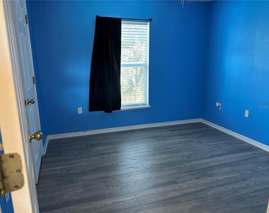 2032 Elmhurst Lane - Photo Thumbnail 43