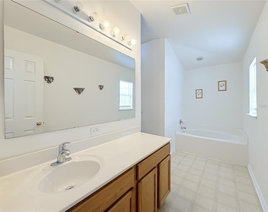 2032 Elmhurst Lane - Photo Thumbnail 41